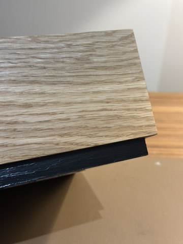 Oak edge detail
